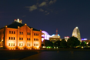 Fototapeta na wymiar 赤レンガ倉庫　横浜の夜景