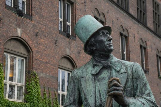 COPENHAGEN, DENMARK - CIRCA SEPTEMBER 2015 - Hans Christian Andersen bronze statue by sculptor Henry Luckow-Nielsen is on Hans Christian Andersen Boulevard at City Hall in Copenhagen.