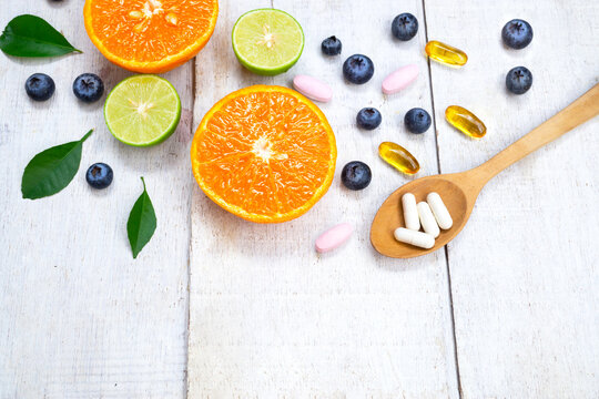 Multivitamins Bilder – Durchsuchen 35,053 Archivfotos, Vektorgrafiken ...