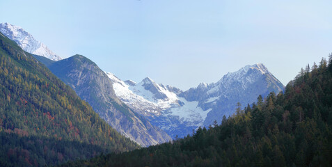 Fototapeta na wymiar Das Isartal im Karwendel