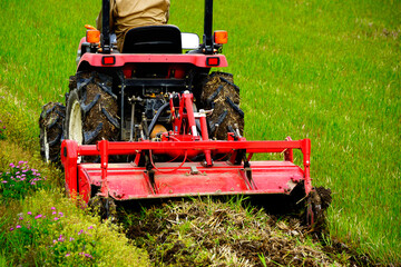 トラクター © Paylessimages