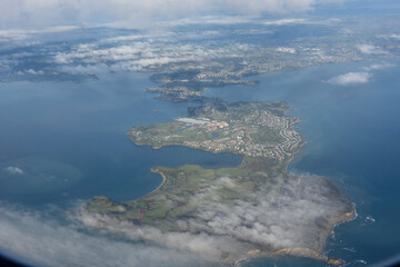 Naklejka na ściany i meble 機上から見下ろすニュージーランド南島の海岸線