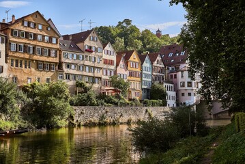 Fototapeta na wymiar Stadtansicht Tübingen vom Necker