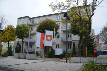 Busko Zdrój , puste ulice ,covid 19 Busko Zdrój , jesień 2020 Busko Zdrój , Busko Zdrój bez ludzi , bez ludności ulice , Busko Zdrój bez kuracjuszy , puste Park Zdrojowy w Busku Zdroju , Park w Busku © Szymon