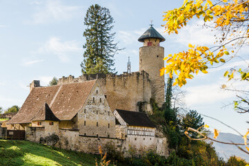 Arlesheim, Schloss Birseck, Ermitage, Dornach, Birseck, Landwirtschaft, Wald, Spazierweg, Wanderweg, Baselland, Herbst, Herbstfarben, Schweiz	