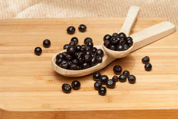 Wild barberry - Vaccinium meridionale; Also known as mortiño, camueza or vichacha.