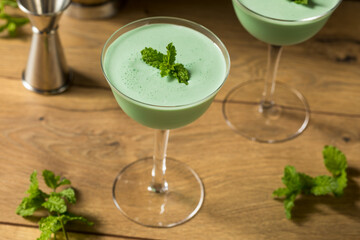 Frozen Boozy Mint Grasshopper Cocktail