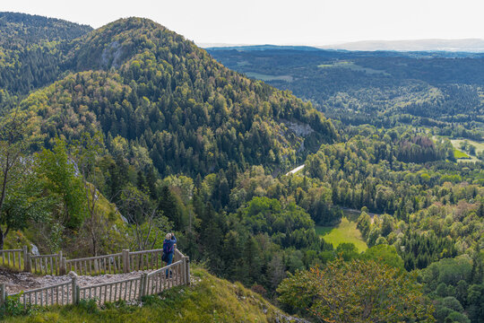 รูปภาพBonlieu เลือกดูภาพถ่ายสต็อก เวกเตอร์ และวิดีโอ304 Adobe Stock