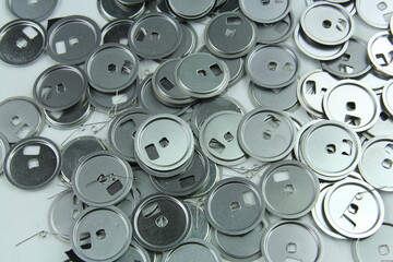 Aluminium parts from old disks to be recycled