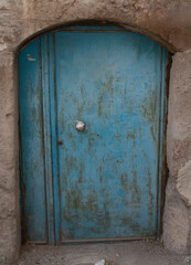 THE DOOR TO THE ABOLISHED OLD HOUSE 