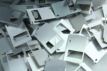 Aluminium parts from old disks to be recycled