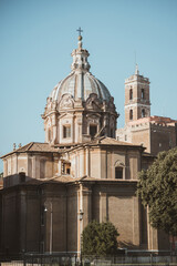 Fototapeta na wymiar chiesa barocca di Santi Martina e Luca con Campidoglio sullo sfondo