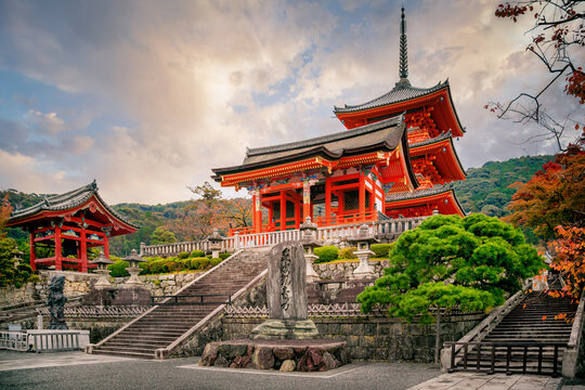 Sanjunoto pagoda and Kiyomizu-dera Temple in the autumn season, Kyoto