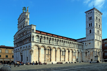 Obraz premium San Michele in Foro, a Roman Catholic basilica church in Lucca, Tuscany, Italy