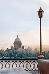 Foto op Plexiglas Lichtgrijs St Isaac Cathedral in Sint-Petersburg, Rusland