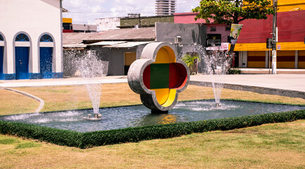 O mercado central de Macapá é um lugar animado e colorido, cheio de vida. É o lugar perfeito...