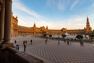 Fototapeta premium Evening at the Plaza de Espana in Seville, Andalucia, Spain.