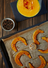 baked pumpkin with oil and spices