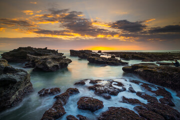 Obraz premium sunset over the sea