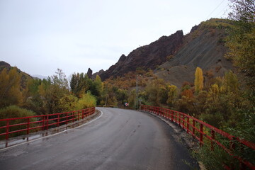 road through the mountains