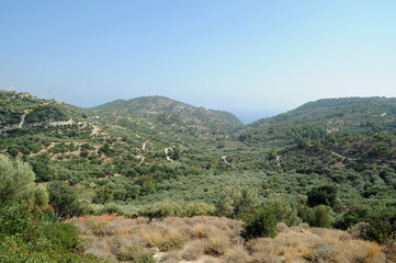Fototapeta na wymiar Les environs du village d'Orino à Iérapétra en Crète