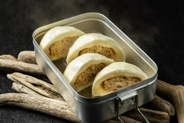 中華肉まん　Chinese buns