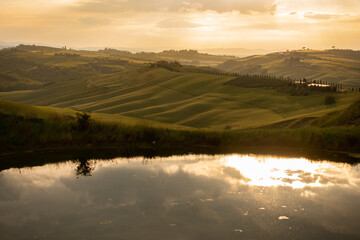 Fototapeta na wymiar Sunset, Asciano, Toscana - Italy
