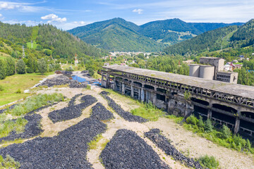Naklejka premium Tire landfill aerial view of stacks