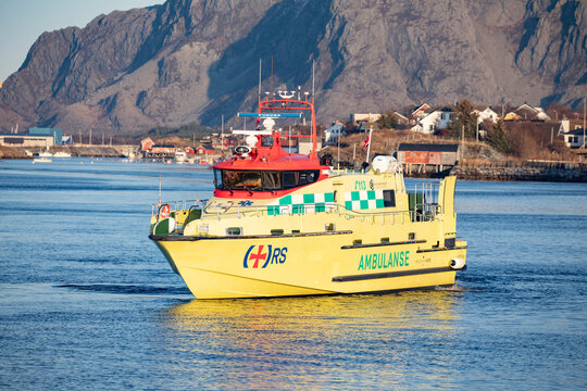 Pictures from rescue exercise in Brønnøysundet November 2019, ambulance boat