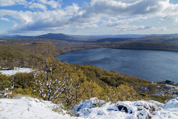 Sanabria lake in winter