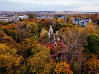 Naklejka premium Abandoned Russian orthodox All Saints Church in Plavsk, Tula region, aerial view in autumn
