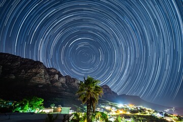 Spinning night sky in Cape Town 