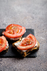 Croutons with cheese and tomato