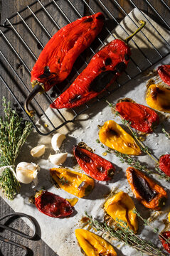 Roasted pointed red peppers with garlic and thyme spices