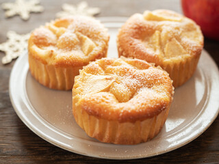林檎のカップケーキ・クリスマスのイメージ