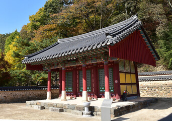 Fototapeta premium Pilamseowon Confucian Academy in Jangseong, Jeollanam-do province, South Korea. Filming on October 31, 2020