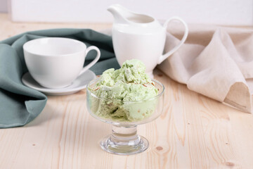 pistachio ice cream