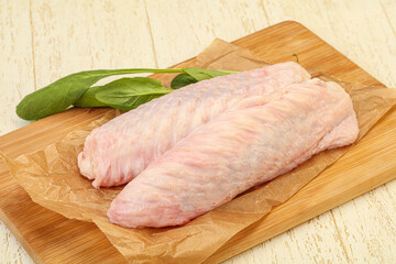 Raw turkey wings for cooking