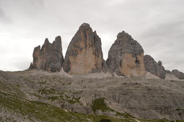 Hiking around the stunning and dramatic Drei Zinnen / Tre Cime di Lavaredo mountains in the Dolomites of Northern Italy