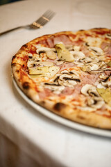 pizza capricciosa