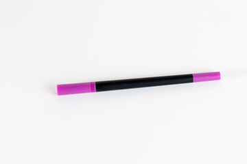 Purple. Color marker with double brush tip. Ideal for adult and children's coloring books, manga, comics, calligraphy.