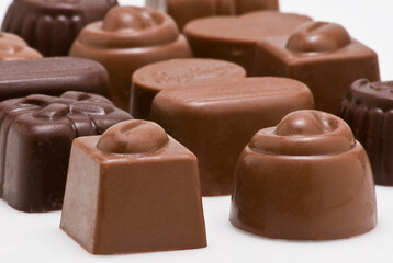 Primer plano con bombones de chocolate
