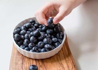 Fresh Organic Blueberries, a Healthy Children's Snack