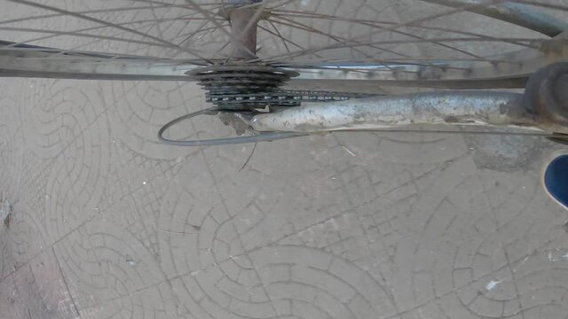 rusty cycle bike gears  back weel go pro shot