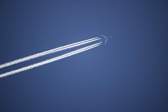 aircraft in the sky © GraemeOs