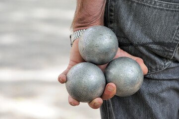 Playing jeu de boules in France, Europe