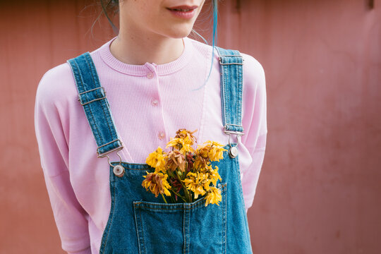 daisies in the pocket