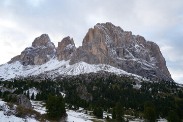 Obraz premium Aerial panorama of Langkofel Group, Grohmannspitze mountain, Fuenffingerspitze mountain and Langkofel Mountain, Sella Pass, Dolomites, Alto Adige, Italy, october 2020