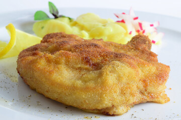 Schweinekotelett mit Kartoffelsalat