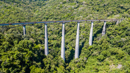 Viaduto Pesseguinho - Ferrovia do Trigo. Aerial view of the Pesseguinho railway viaduct in Dois Lajeados, Rio Grande do Sul
